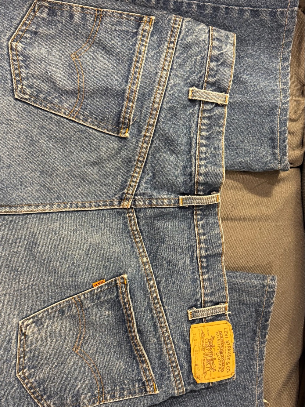 Levi's Men’s Blue Denim Jeans - Classic Straight Fit 20517 0217 42x30